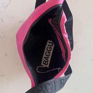 Baggu Pink Medium Crescent